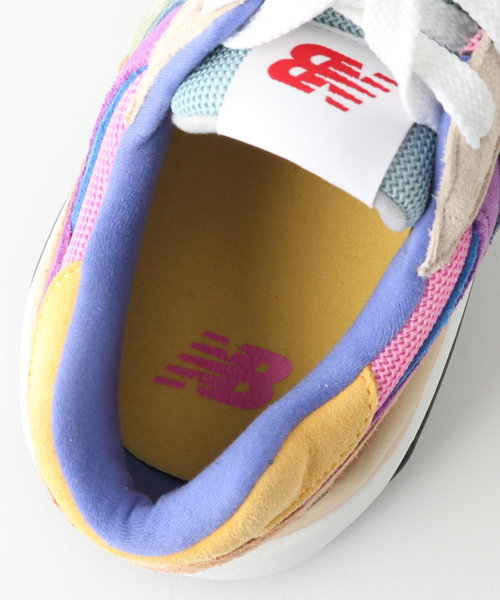 NEW BALANCE(ニューバランス)の「【New Balance / ニューバランス】M5740(スニーカー・メンズ・ベージュ/ネイビー・26cm/26.5cm/27cm/27.5cm/28cm)」の11枚目の写真
