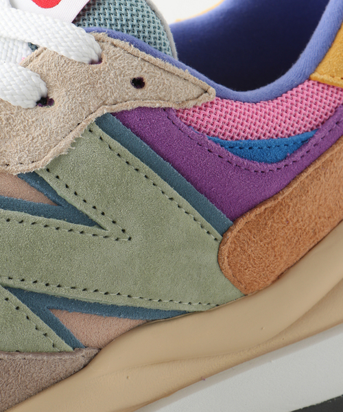 NEW BALANCE(ニューバランス)の「【New Balance / ニューバランス】M5740(スニーカー・メンズ・ベージュ/ネイビー・26cm/26.5cm/27cm/27.5cm/28cm)」の13枚目の写真