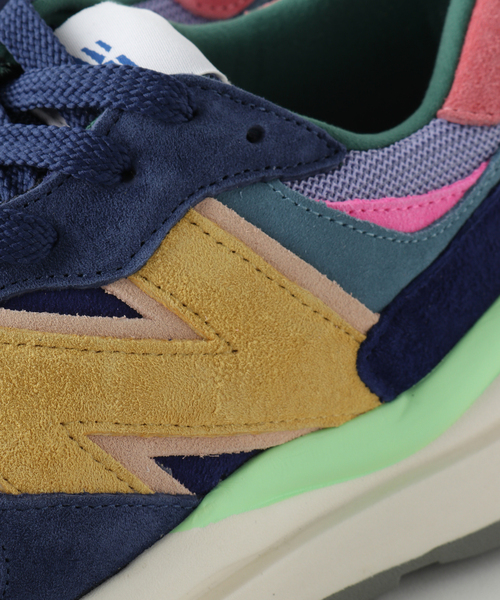 NEW BALANCE(ニューバランス)の「【New Balance / ニューバランス】M5740(スニーカー・メンズ・ベージュ/ネイビー・26cm/26.5cm/27cm/27.5cm/28cm)」の14枚目の写真