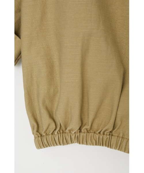 MOUSSY(マウジー)の「CROPPED SAFARI ブラウス(シャツ/ブラウス・レディース・ベージュ/アイボリー/ネイビー/ブラック・FREE)」の16枚目の写真