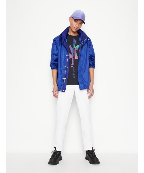 ARMANI EXCHANGE(アルマーニエクスチェンジ)の「【A|X アルマーニ エクスチェンジ】デジタルアート 半袖クルーネックTシャツ/REGULAR(Tシャツ/カットソー・メンズ・ホワイト/ネイビー・SMALL/MEDIUM/LARGE/X-LARGE/X-SMALL)」の11枚目の写真