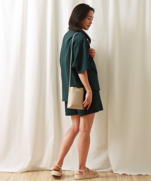 libelle more(リベル モア)の「ドライタッチ シャツジャケットセットアップ(セットアップ・レディース・チャコールグレー/グリーン/ベージュ・L/M)」の21枚目の写真