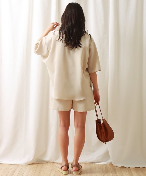 libelle more(リベル モア)の「ドライタッチ シャツジャケットセットアップ(セットアップ・レディース・チャコールグレー/グリーン/ベージュ・L/M)」の12枚目の写真