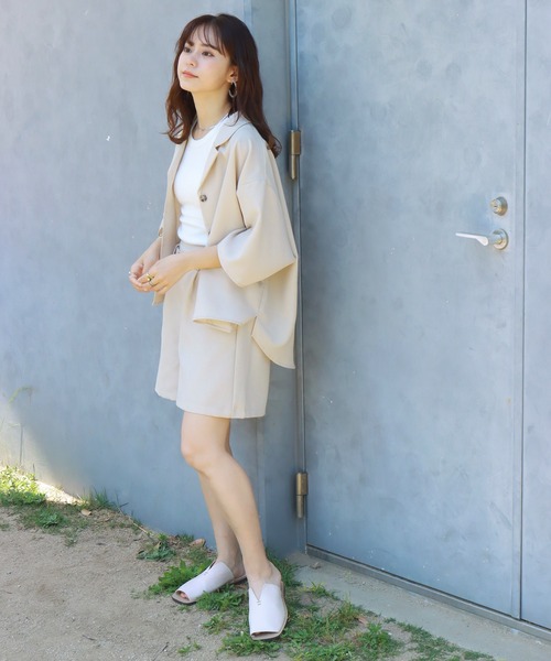 libelle more(リベル モア)の「ドライタッチ シャツジャケットセットアップ(セットアップ・レディース・チャコールグレー/グリーン/ベージュ・L/M)」の5枚目の写真