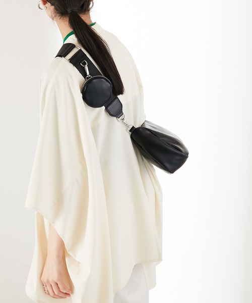 ear PAPILLONNER（イアパピヨネ）の「ミニポーチ付き3WAY