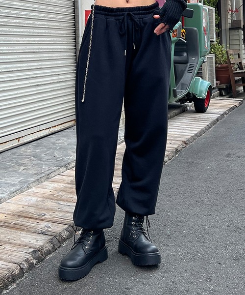 SPINNS(スピンズ)の「【セットアップ対応商品】裏毛スウェットパンツ(スウェットパンツ・レディース・ブラック/ダークグリーン/ネイビー/ブラウン/オフホワイト/ピンク/オートミール/杢グレー/アイボリー・M/L)」の3枚目の写真