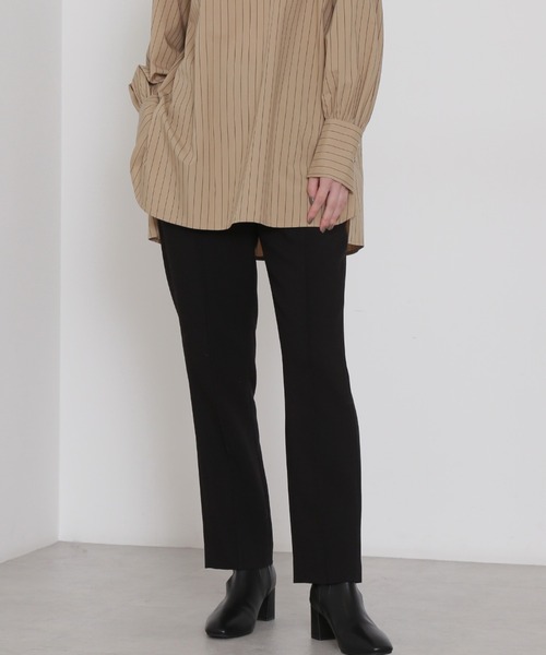 NATURAL BEAUTY BASIC(ナチュラルビューティーベーシック)の「ハイウエストセンターコバパンツ(その他パンツ・レディース・オフホワイト/ブラック/ダークブルー・MEDIUM/SMALL/X-SMALL)」の3枚目の写真