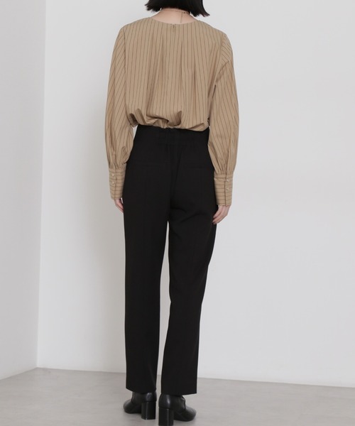 NATURAL BEAUTY BASIC(ナチュラルビューティーベーシック)の「ハイウエストセンターコバパンツ(その他パンツ・レディース・オフホワイト/ブラック/ダークブルー・MEDIUM/SMALL/X-SMALL)」の10枚目の写真