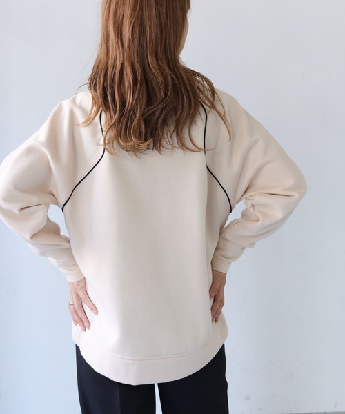 HER CLOSET（ハークローゼット）の「【she mo shelly】ウェーブラグランプルオーバー（スウェット・レディース・ブラウン/ブラック/ライトカーキ/アイボリー・M）」の7枚目の写真