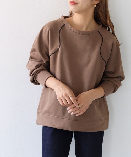 HER CLOSET（ハークローゼット）の「【she mo shelly】ウェーブラグランプルオーバー（スウェット・レディース・ブラウン/ブラック/ライトカーキ/アイボリー・M）」の17枚目の写真