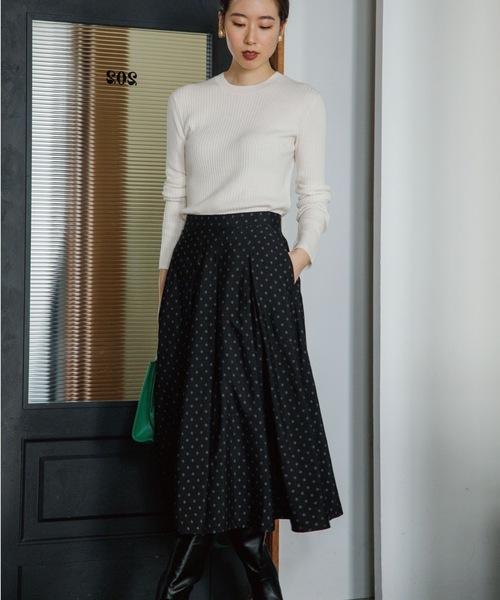 OPAQUE.CLIP（オペークドットクリップ）の「◆Filivivi/フィルビビ FOLCO フレアスリーブニット【WEB限定カラー】（ニット/セーター・レディース・ライトグリーン/ネイビー/サンドベージュ/ブラック/カーキ/ホワイト系/ブルー系7/ライトオレンジ系・34/36/38/40/42）」の15枚目の写真