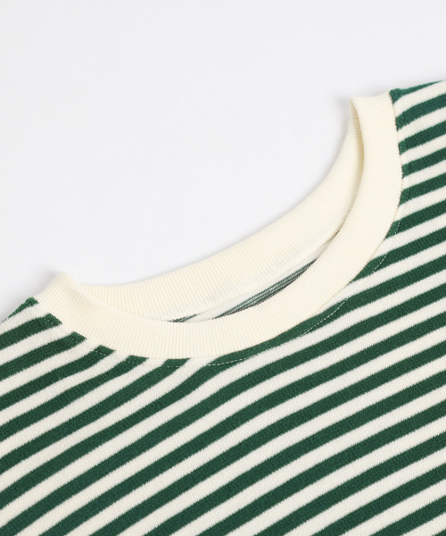 La-gemme(ラジェム)の「ボーダーニットトップス(Tシャツ/カットソー・レディース・ブラック/ブラウン/ブルー/グリーン・フリー)」の8枚目の写真