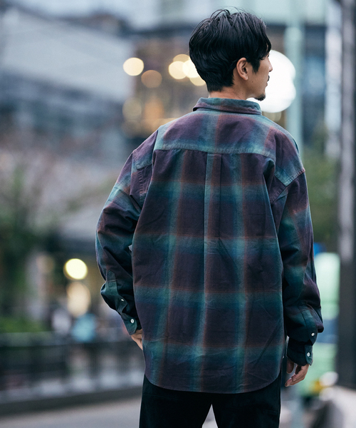 JOURNAL STANDARD(ジャーナルスタンダード)の「オンブレーチェック フランネルシャツ(シャツ/ブラウス・メンズ・タン/ライトグリーン/ベージュ/ネイビー・SMALL/MEDIUM/LARGE)」の22枚目の写真