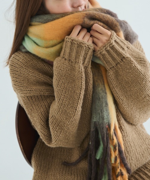 Shelly island（シェリーアイランド）の「ボリュームチェックフリンジマフラー（マフラー・レディース・オレンジ/ベージュ/ブラウン・FREE）」の15枚目の写真