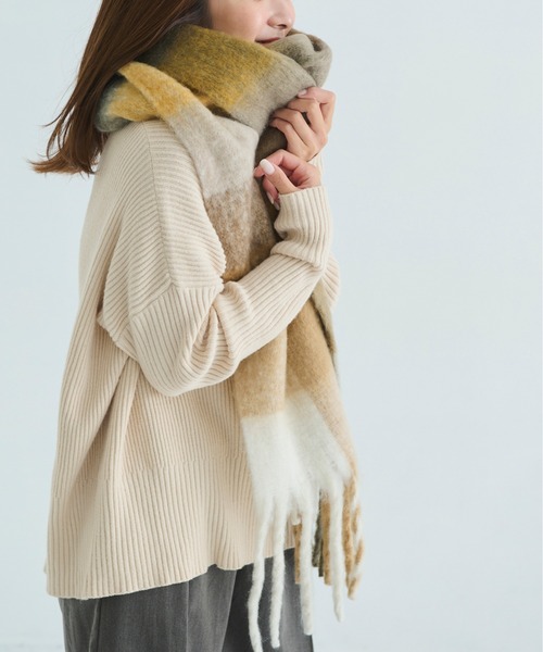 Shelly island（シェリーアイランド）の「ボリュームチェックフリンジマフラー（マフラー・レディース・オレンジ/ベージュ/ブラウン・FREE）」の18枚目の写真