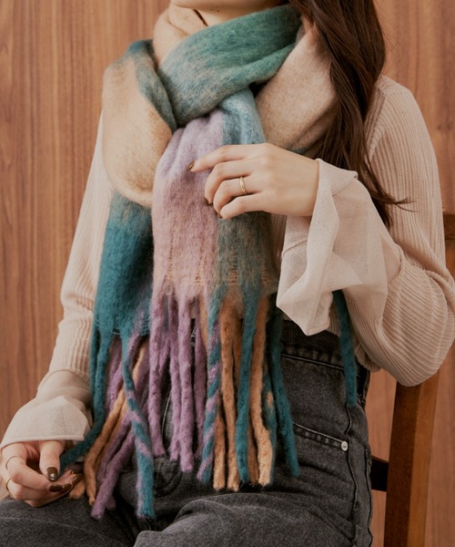 Shelly island（シェリーアイランド）の「ボリュームチェックフリンジマフラー（マフラー・レディース・オレンジ/ベージュ/ブラウン・FREE）」の5枚目の写真