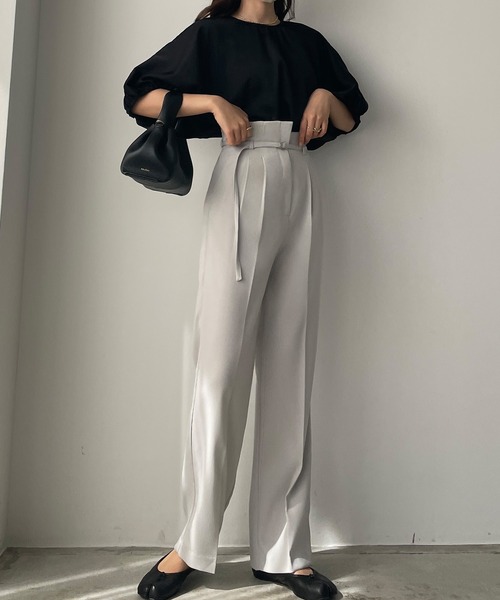 Louere（ルエレ）の「ベルト付きアシンメトリーハイウエストパンツ（スラックス・レディース・ベージュ/アイボリー/ブラック/ライトグレー/グレイッシュベージュ・SMALL/MEDIUM/LARGE/X-LARGE）」の10枚目の写真