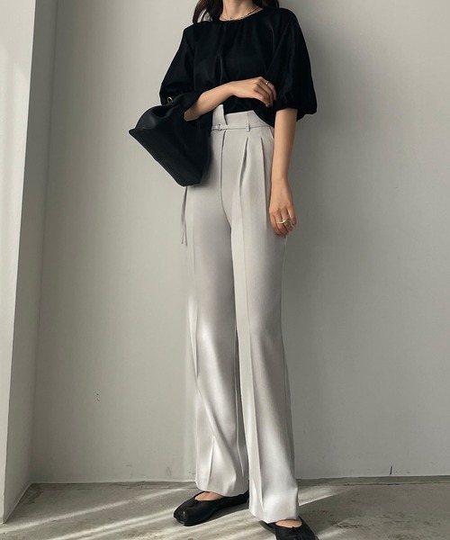 エルメス　ベージュ ハイウエストニットパンツ エルメス」と「アップル」が仕掛けた1日かぎりのイベントへ！ エル編集