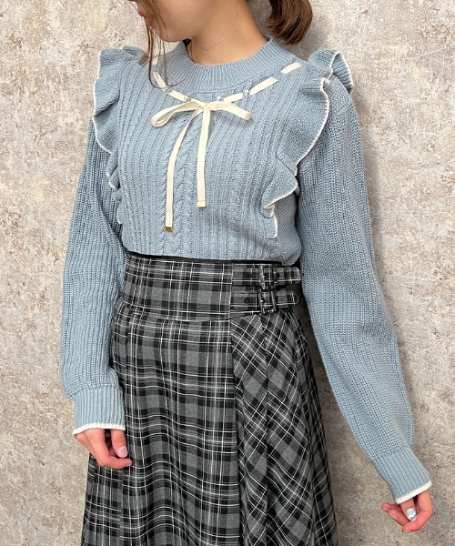 axes femme（アクシーズファム）の「バイカラーフリルニットPO