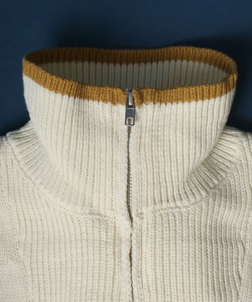 ANPAS（アンパス）の「Color Scheme Layered Half Zip Knit/配色レイヤード ハーフジップ ニット（ニット/セーター・メンズ・ブラック/キャメル/グリーン/オフホワイト・LL/M/L）」の8枚目の写真