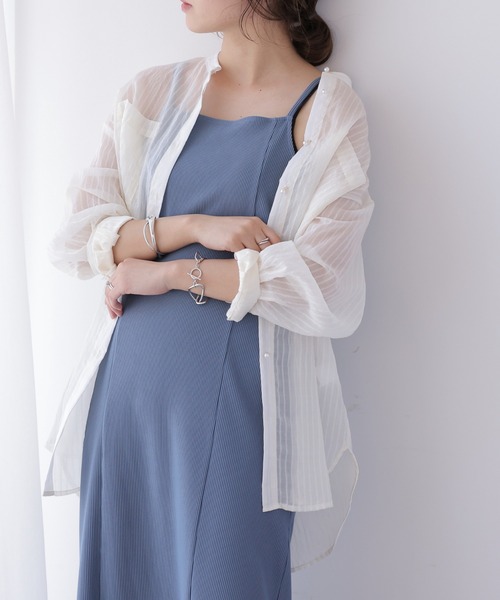 S/M/L展開パールボタンシアーストライプシャツ