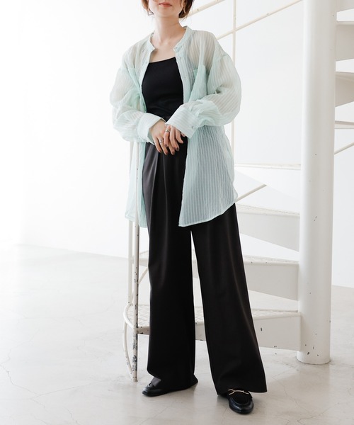 frames RAY CASSIN(フレームスレイカズン)の「S/M/L展開 パールボタンシアーストライプシャツ(シャツ/ブラウス・レディース・サックスブルー/イエロー/キナリ/グリーン/パープル/ミント/ネイビー・MEDIUM/LARGE/SMALL)」の8枚目の写真