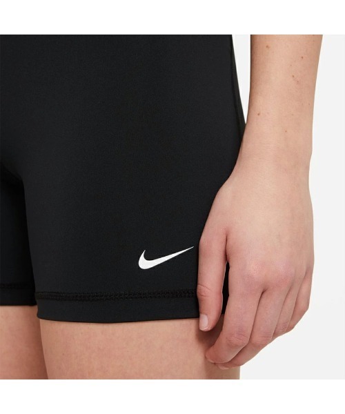 NIKE（ナイキ）の「《NIKEアパレル》ナイキ ウィメンズ NP 365 ショーツ 5インチ（レギンス/スパッツ・レディース・ブラック・S/M/L/XL/2XL/XS）」の3枚目の写真