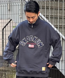 SKOOKUM | SKOOKUM JE ハーフジップロゴスウェット(スウェット)