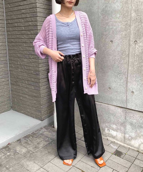 NANEA(ナネア)の「サテンイージーパンツ(その他パンツ・レディース・グリーン/カーキ/ブラック・ONE SIZE)」の22枚目の写真