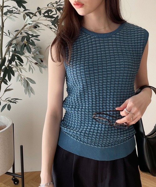Java(ジャバ)の「《JaVa ジャバコラボ》大人のレトロチック。ジャガード柄ニットノースリーブトップス(Tシャツ/カットソー・レディース・ブラック/ブルー/ベージュ・LARGE/MEDIUM/SMALL/X-LARGE)」の8枚目の写真