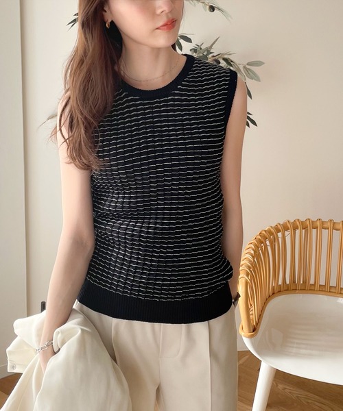 Java(ジャバ)の「《JaVa ジャバコラボ》大人のレトロチック。ジャガード柄ニットノースリーブトップス(Tシャツ/カットソー・レディース・ブラック/ブルー/ベージュ・LARGE/MEDIUM/SMALL/X-LARGE)」の14枚目の写真