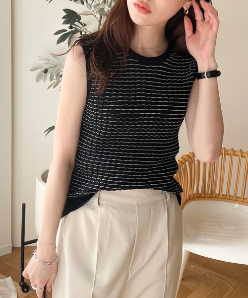 Java(ジャバ)の「《JaVa ジャバコラボ》大人のレトロチック。ジャガード柄ニットノースリーブトップス(Tシャツ/カットソー・レディース・ブラック/ブルー/ベージュ・LARGE/MEDIUM/SMALL/X-LARGE)」の12枚目の写真