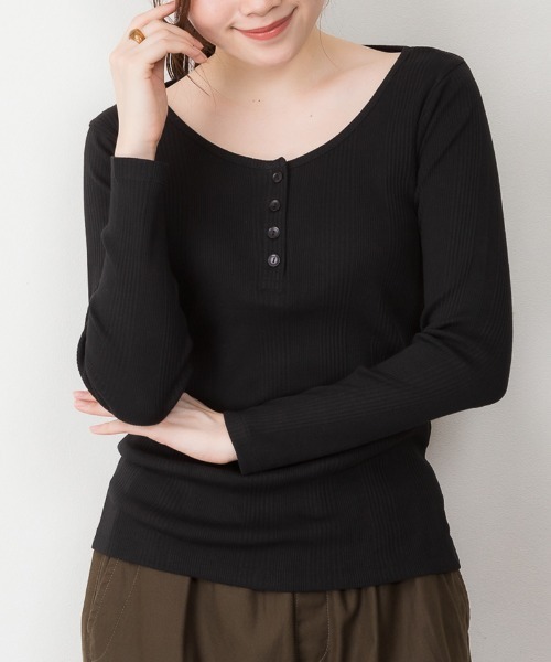 atONE（アットワン）の「atONE ランダムリブヘンリーネックTシャツ 長袖（Tシャツ/カットソー・レディース・ブラック/ホワイト/杢グレー・LL/3L/L/4L/M）」の6枚目の写真