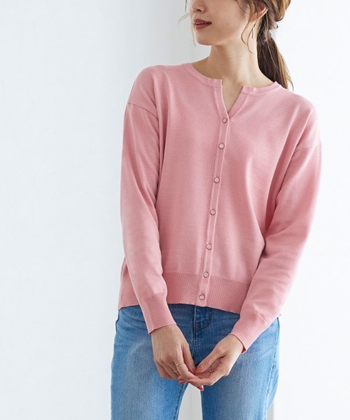 Pierrot（ピエロ）の「キーネックカーディガン（カーディガン/ボレロ・レディース・ブラック/オフホワイト/ピンク/グレー・M/L）」の4枚目の写真