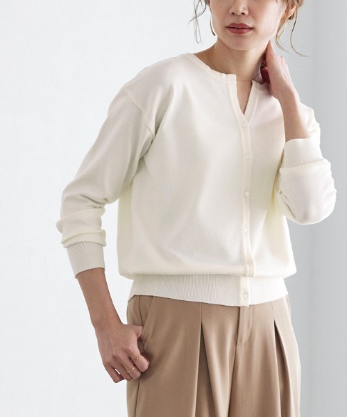 Pierrot（ピエロ）の「キーネックカーディガン（カーディガン/ボレロ・レディース・ブラック/オフホワイト/ピンク/グレー・M/L）」の5枚目の写真