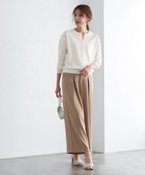 Pierrot（ピエロ）の「キーネックカーディガン（カーディガン/ボレロ・レディース・ブラック/オフホワイト/ピンク/グレー・M/L）」の10枚目の写真