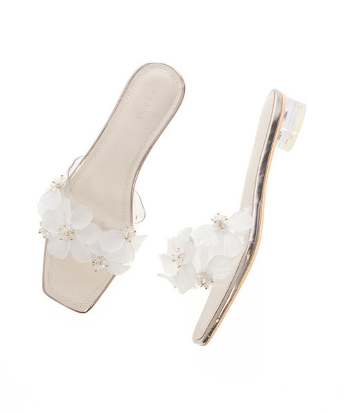【 TOD'S 】送関込☆フラット サンダル 花 フラワー ランダ RANDA クリアフラワーフラットサンダル （WHITE） -靴