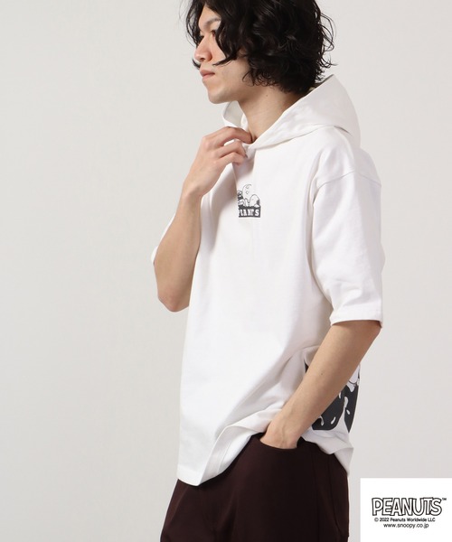 PEANUTS(ピーナッツ)の「PEANUTS スヌーピー ドロップショルダーTパーカー(Tシャツ/カットソー・メンズ・オフホワイト/ブラック/ライトカーキ/グリーン/ホワイト系その他/ブラック系その他/オレンジ/チャコール/ホワイト系その他2・M/L/LL)」の12枚目の写真