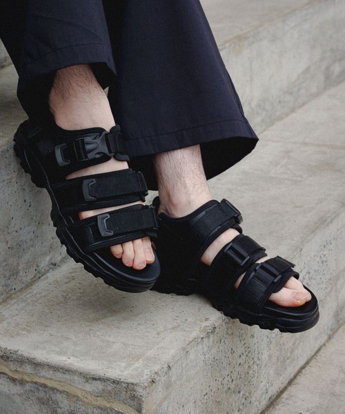 RAGEBLUE（レイジブルー）の「スニーカーソールサンダル（サンダル・メンズ・ブラック/ブラック系その他・MEDIUM/LARGE）」の3枚目の写真