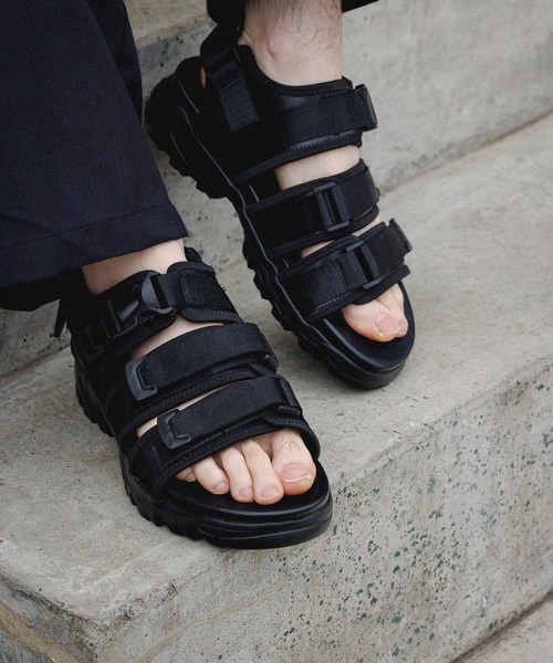 RAGEBLUE（レイジブルー）の「スニーカーソールサンダル（サンダル・メンズ・ブラック/ブラック系その他・MEDIUM/LARGE）」の4枚目の写真