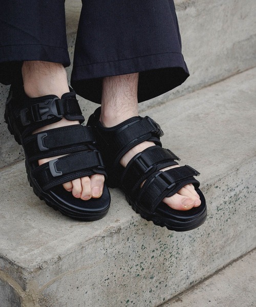 RAGEBLUE（レイジブルー）の「スニーカーソールサンダル（サンダル・メンズ・ブラック/ブラック系その他・MEDIUM/LARGE）」の5枚目の写真