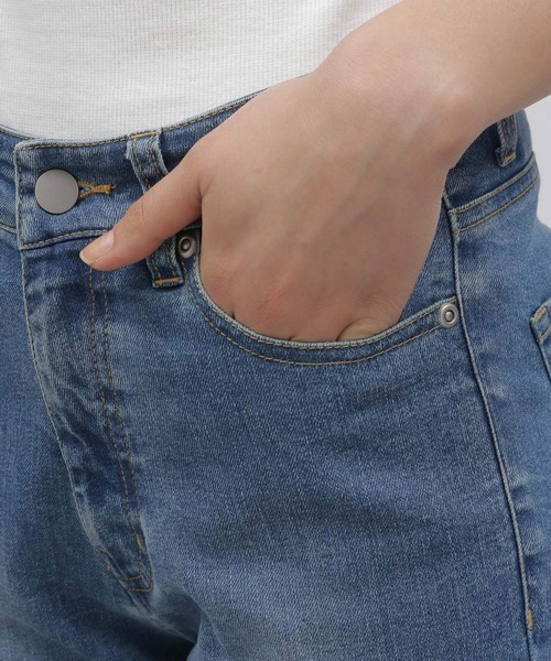 LAKOLE(ラコレ)の「ハイストレッチデニムスキニー / 199284(デニムパンツ・レディース・ライトブルー/ブルー・X-SMALL/SMALL/MEDIUM)」の8枚目の写真