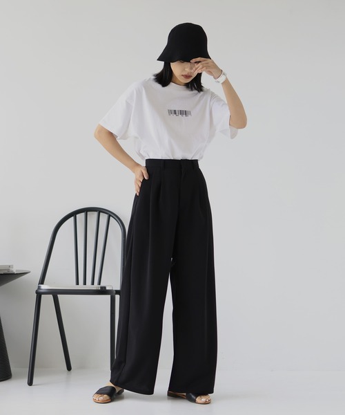 hellam（へラム）の「ツータックワイドパンツ（その他パンツ・レディース・チャコールグレー/ブラック/オフホワイト・FREE）」の8枚目の写真