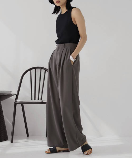 hellam（へラム）の「ツータックワイドパンツ（その他パンツ・レディース・チャコールグレー/ブラック/オフホワイト・FREE）」の10枚目の写真