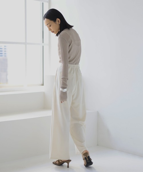 hellam（へラム）の「ツータックワイドパンツ（その他パンツ・レディース・チャコールグレー/ブラック/オフホワイト・FREE）」の19枚目の写真