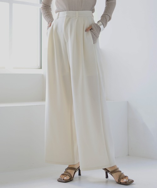 hellam（へラム）の「ツータックワイドパンツ（その他パンツ・レディース・チャコールグレー/ブラック/オフホワイト・FREE）」の20枚目の写真