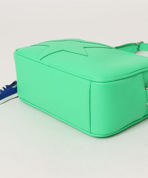 GOLDEN GOOSE（ゴールデングース）の「GOLDEN GOOSE Star Bag/ NEON