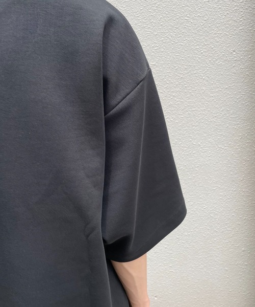 CIAOPANIC(チャオパニック)の「リブ配色ポンチクルーネックTシャツ(Tシャツ/カットソー・レディース・ブラック/グレイッシュベージュ/グリーン・MEDIUM/LARGE)」の6枚目の写真