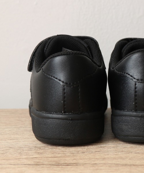 ASAHI SHOES(アサヒシューズ)の「【終了】COUGAR スニーカー(クーガー J002)(スニーカー・キッズ・ブラック×ブラック/ホワイト×ピンク/ホワイト×ブラック/ホワイト×ホワイト・19.0cm/21.5cm/22.0cm/23.5cm/24.0cm/26.0cm/24.5cm/25.5cm/21.0cm/23.0cm/20.0cm/22.5cm/25.0cm)」の18枚目の写真