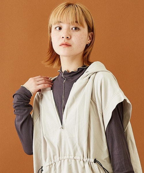 CUBE SUGAR（キューブシュガー）の「無地リブメロウハイネックインナー（Tシャツ/カットソー・レディース・グリーン/ヘザーチャコール/ピンク/ナチュラル・M）」の2枚目の写真